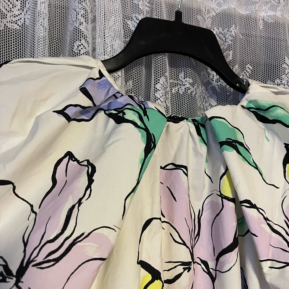 Oversized Floral Dress - Picture 6 of 6